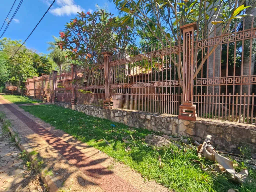 VENDO TERRENO DE 2.280 M2 EN ESQUINA EN BARRIO MBURUCUYÁ DE ASUNCIÓN!! — foto 2