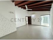 En venta casa en esquina a una cuadra de Américo Picco