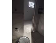 DOY EN ALQUILER UN DORMITORIO CON BAÑO PRIVADO Y A. DE AIRE EN EL MICROCENTO DE ASUNCION