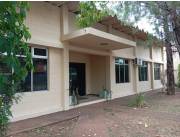 PROX. MME LYNCH Y MCAL LOPEZ 3.000 M2 IMPONENTE DEPOSITO INDUSTRIAL, COMERCIAL, 8.800 USD