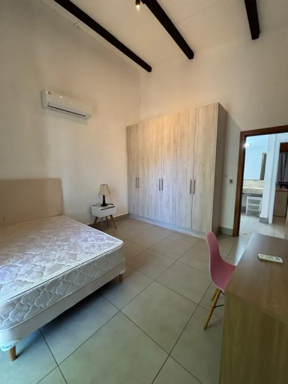 ALQUILAMOS hermosa Residencia en Barrio cerrado COD:6026 — foto 3