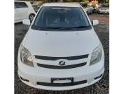 Toyota Ist año 2006