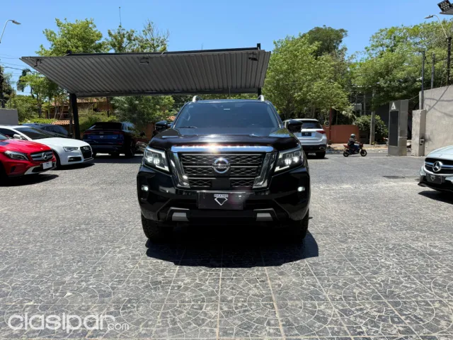 Nissan Frontier 2023 — foto 3