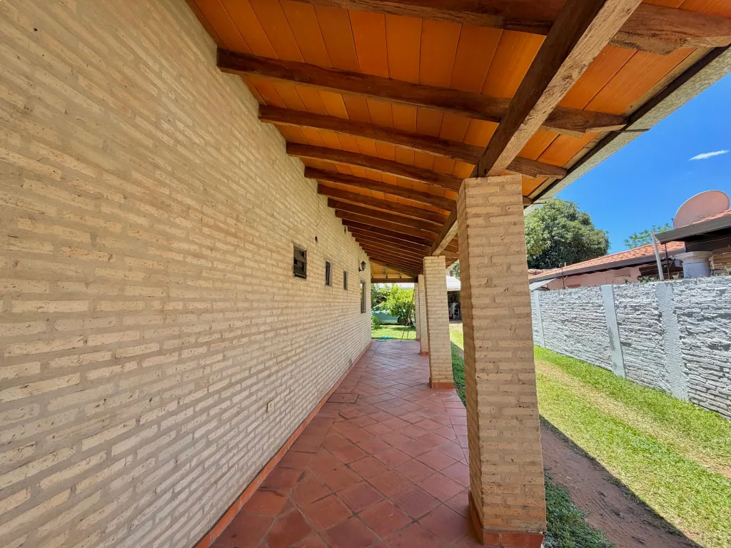 vendo casa a metros de mariscal lopez — foto 3