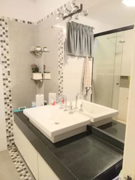 VENDO HERMOSO DUPLEX EN SAJONIA — фото 2