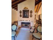 VENDO CASA A REFACCIONAR EN ZONA MBURUCUYA COD 5911