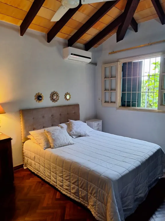 VENDO CASA A REFACCIONAR EN ZONA MBURUCUYA COD 5911 — foto 2