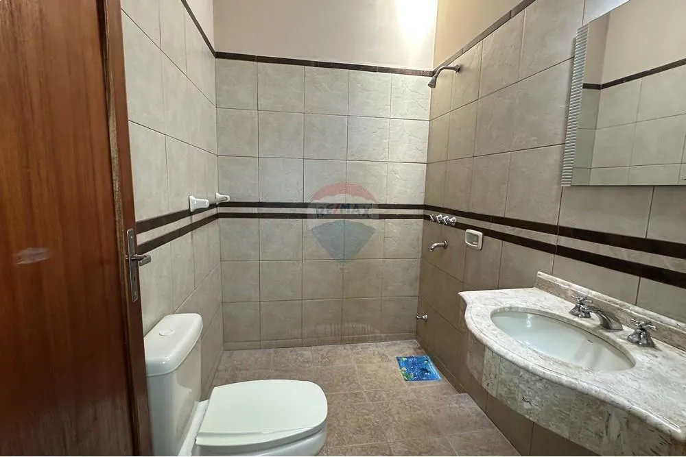 VENDO CASA CON PISCINA EN LUQUE CAÑADA GARAY — foto 2