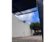 Vendo Casa en Asuncion,barrio Pettirossi.