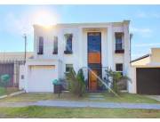 VENDO DÚPLEX EN LAMBARÉ!!