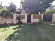 LQUILO CASA EN MARIANO R. ALONSO, BARRIO UNIVERSO COD 5884