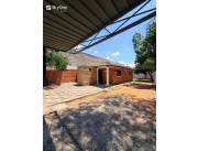 Alquilo Casa en Barrio Republicano