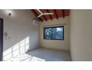 ALQUILO CASA EN CUARTO BARRIO, LUQUE COD 6004