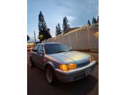 Hermosa Toyota corsa