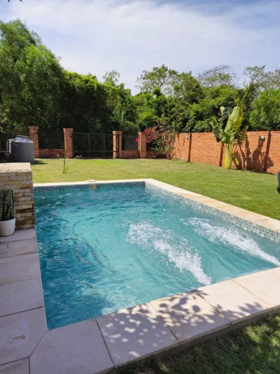 VENDO HERMOSA CASA 2 DORMITORIOS EN SAN BERNARDINO — foto 2