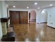Vendo Amplia Casa de 4 Dormitorios en Barrio San Cristobal - CLHO7590110