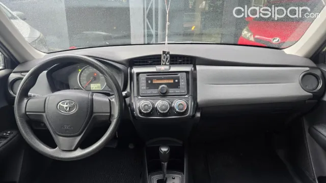 Toyota Axio 2012 — foto 3