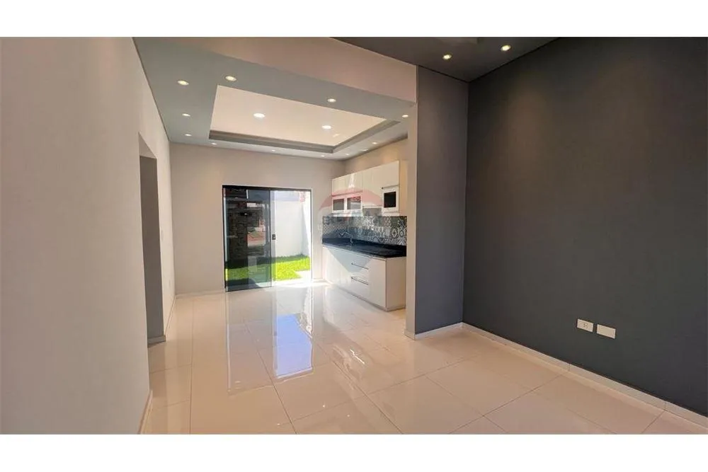 VENTA Y ALQUILER DE CASA EN LIMPIO - 270.000.000GS — Foto 3