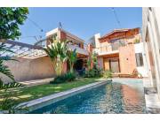 CASA NUEVA CON PAISAJISMO EN VENTA – SAN LORENZO