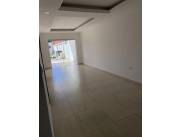 VENDO DUPLEX A ESTRENAR EN FERNANDO DE LA MORA ZONA PINEDO