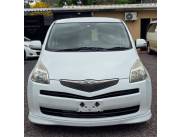 Toyota ractis año 2006