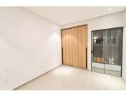 Alquilo casa a estrenar zona Shopping Mariscal Lopez