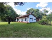 VENDO CASA ESTILO COLONIAL EN AREGUA