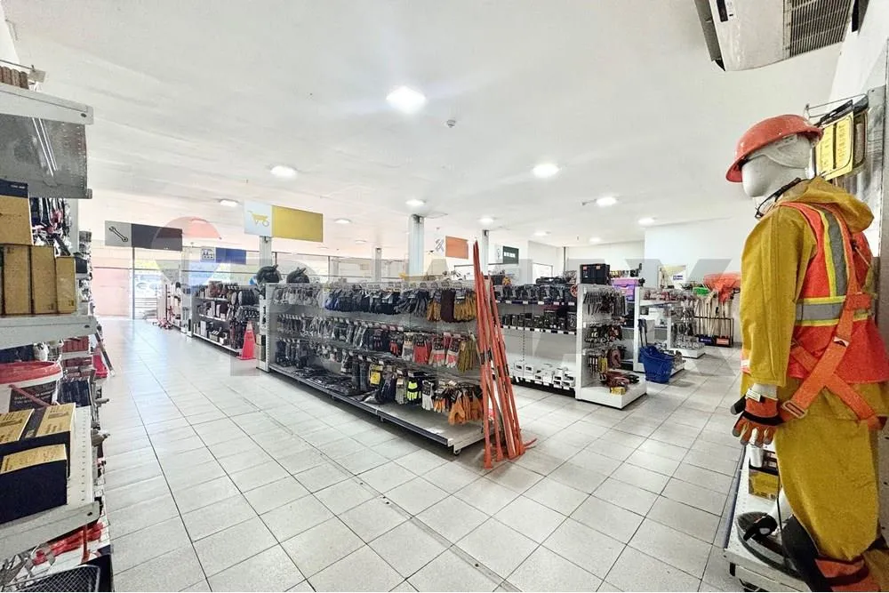 VENDO LOCAL COMERCIAL SOBRE RUTA TRANSCHACO — foto 3