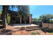 VENDO CASAS EN ITAGUA COD 6084