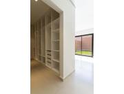 VENDO CASA ZONA AEROPUERTO COD 5836