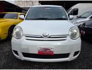 Toyota sienta año 2008