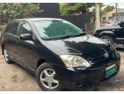 TOYOTA RUNX 2004 CAJA AUTOMATICA MOTOR 1.5 NAFTERO, INTERIOR NEGRO TITULO C.V CUBIERTAS