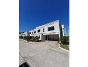 Alquilo Duplex de lujo zona Yacht