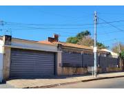 Vendo amplia residencia en Barrio San Vicente 🏡