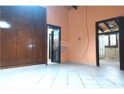 Casa en ESQUINA en Cuarto Barrio