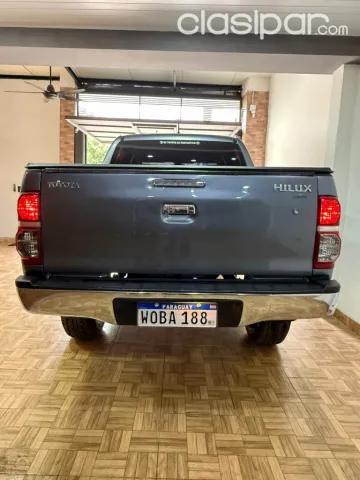 Toyota Hilux 2013 — foto 3