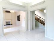 ALQUILO CASONA SOBRE AVDA MARISCAL LOPEZ