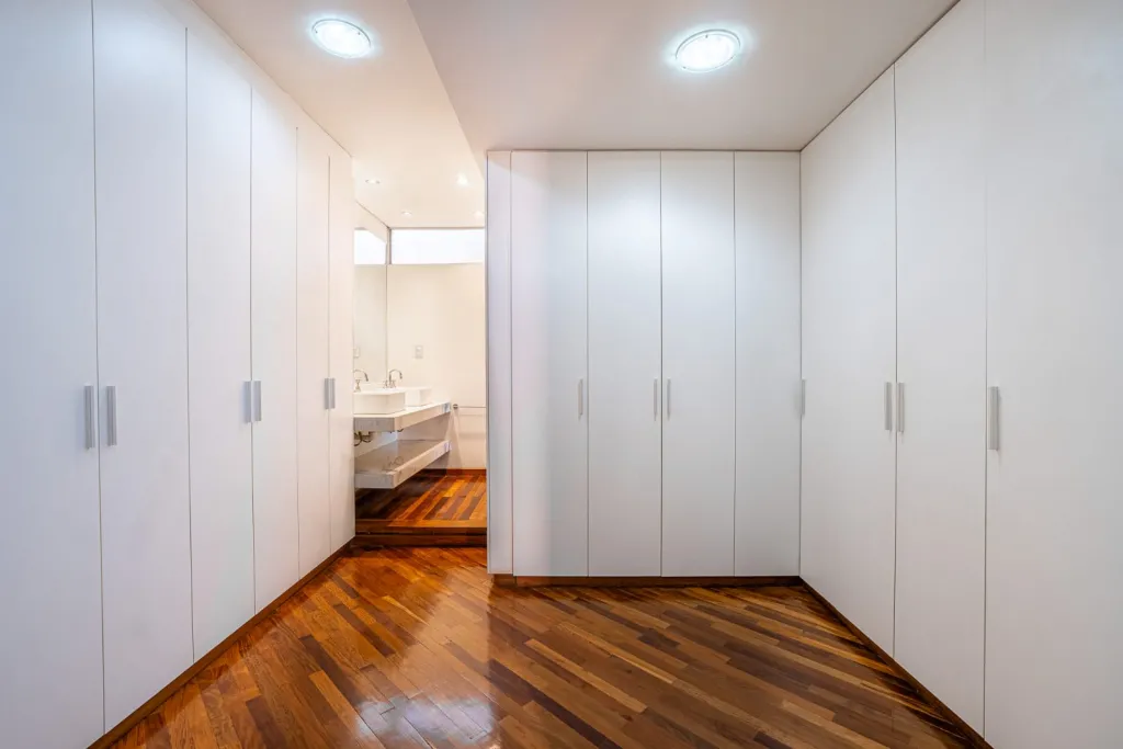 VENDO RESIDENCIA EN FERNANDO DE LA MORA, ZONA NORTE COD 5886 — foto 3