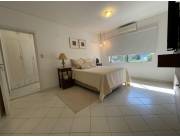 ALQUILO CASA EN BARRIO RESIDENCIAL, MCAL. LOPEZ ASUNCION COD 6015