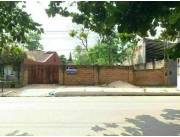 EN VENTA TERRENO EN LAMBARÉ A 3 CUADRAS DE CACIQUE ID: 72