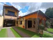 VENDO HERMOSA RESIDENCIA EN LAMBARE