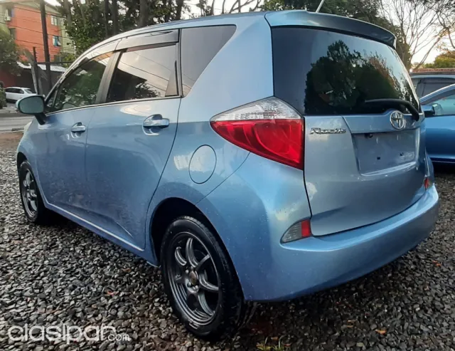 Toyota New Ractis 2012 — foto 5
