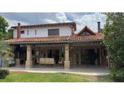 En venta casa de 3 dormitorios en Recoleta Asunción