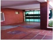 Esquina Remato Super Oferta Hermosa Casa Barrio Mburicao. Cerca Del Seminario