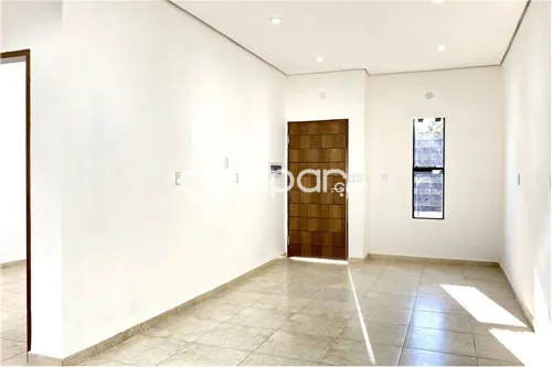 VENDO CHALET A ESTRENAR EN LUQUE BARRIO MORA KUÉ!! — foto 3