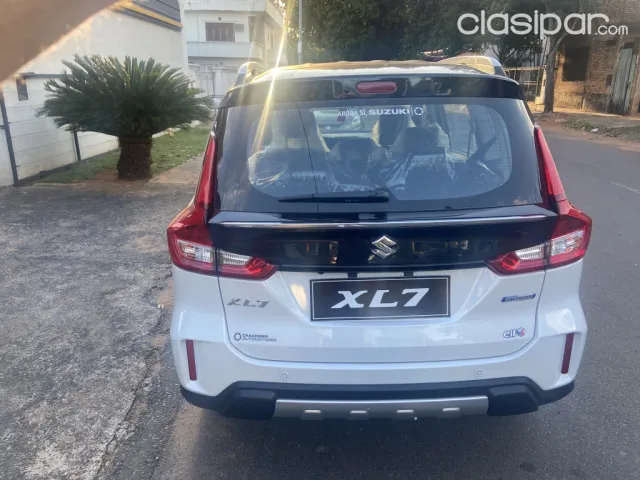 Suzuki Xl7 , 3 Hileras 2026 — foto 5