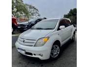 TOYOTA IST 2.002 - BLANCO-