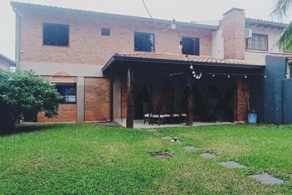 RESIDENCIA EN LAMBARE DISPONIBLE — foto 3