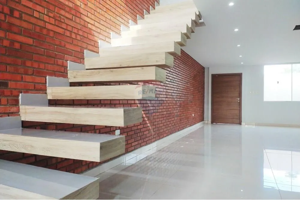 RESIDENCIA DISPONIBLE DENTRO DE YTORO COUNTRY CLUB — foto 3