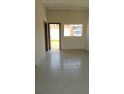 ALQUILO CHALET DE TRES DORMITORIOS EN COSTA SOSA LUQUE